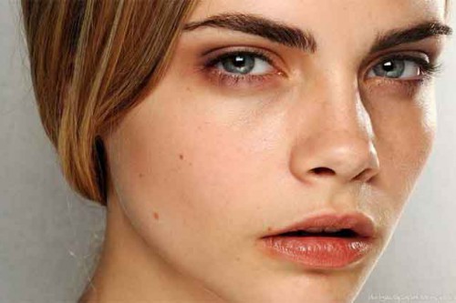 Do Men Find Cara Delevingne's Thick Full Eyebrows Attractive?