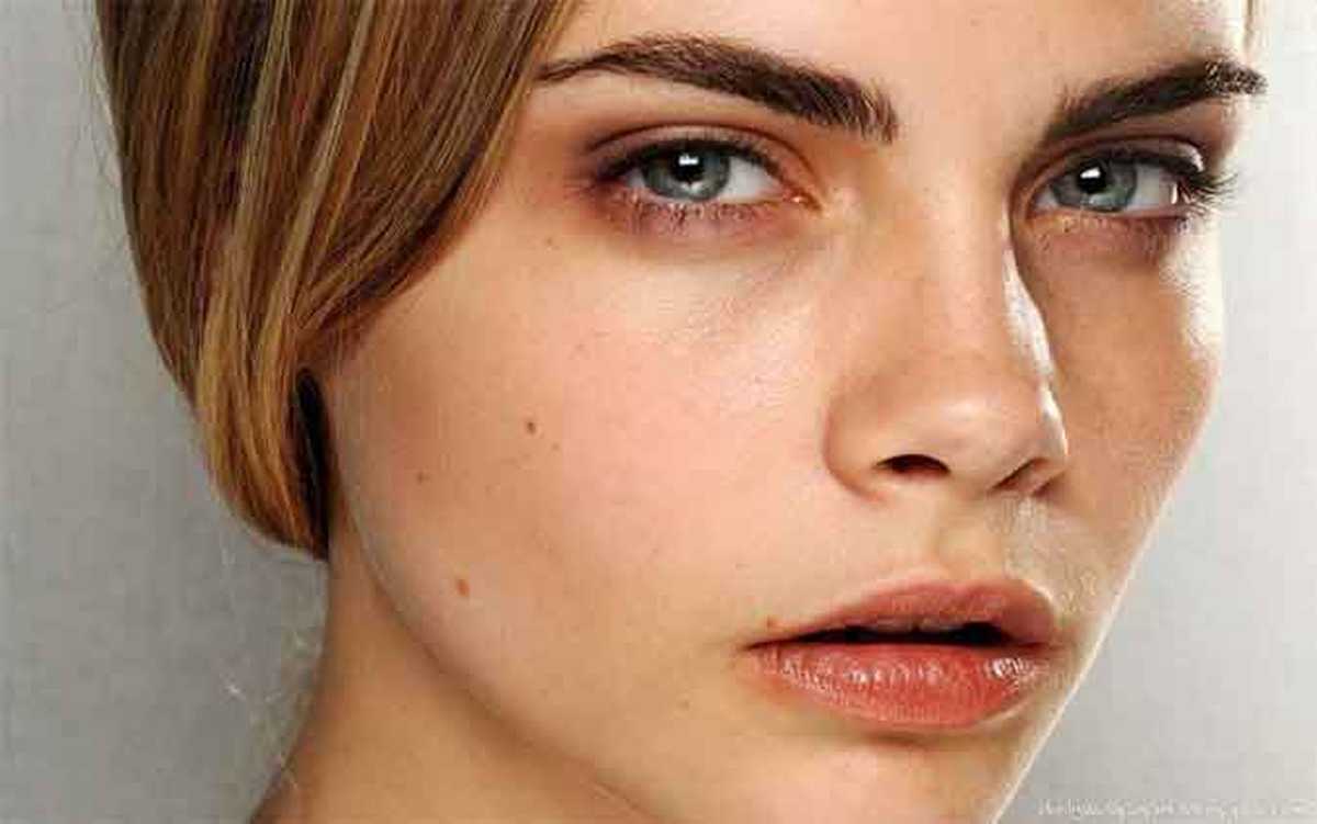 Do Men Find Cara Delevingne's Thick Full Eyebrows Attractive?